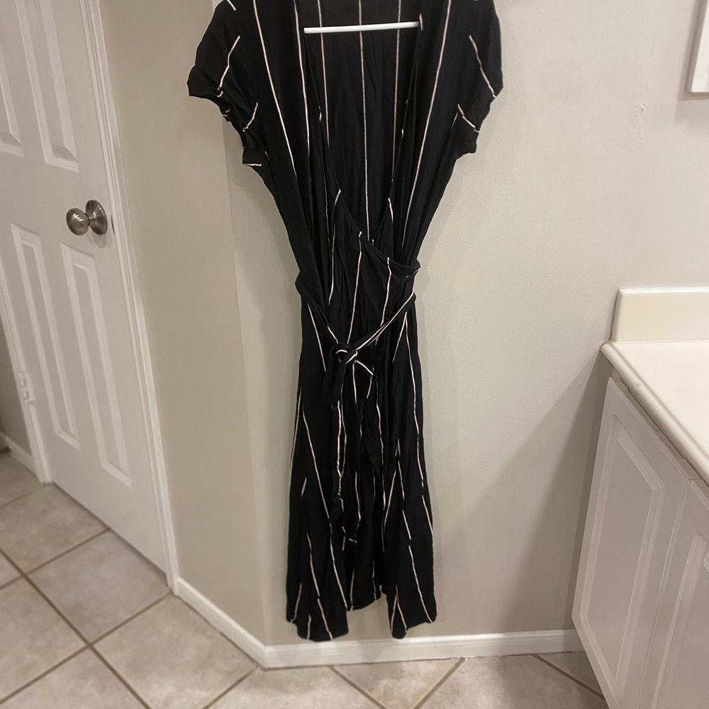 LOFT Black and White Flutter Sleeve Maxi Sundress